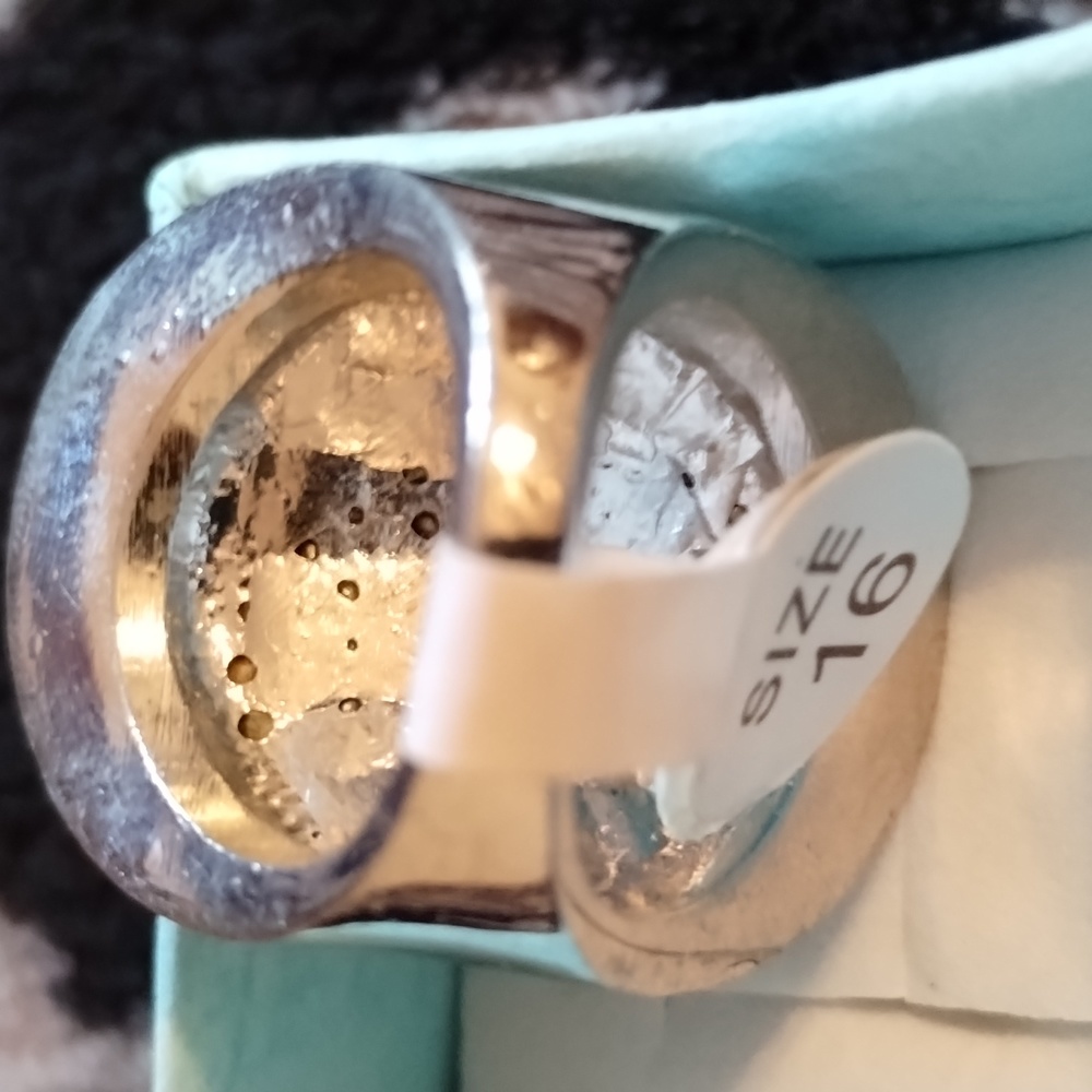 Ring - Picture 4 of 4